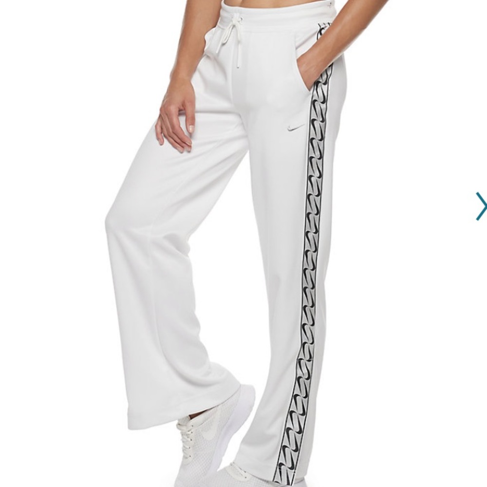 Nike Sportswear Womens Swoosh Design Pants BV3470